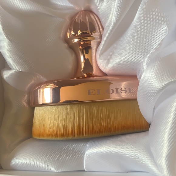 Eloise Mini Teardrop Brush - Picture 1 of 5